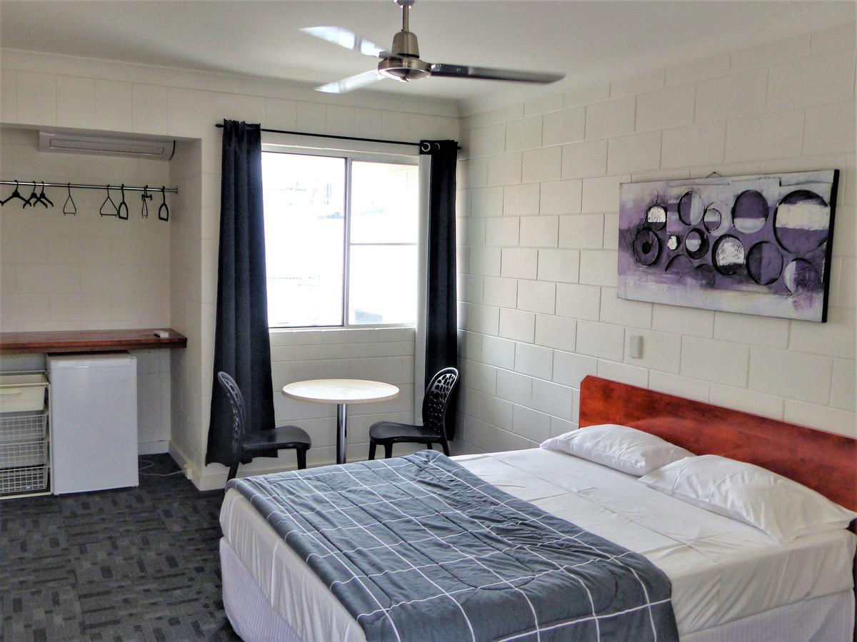 Foreign Exchange Accommodation-Beachside Townsville Buitenkant foto