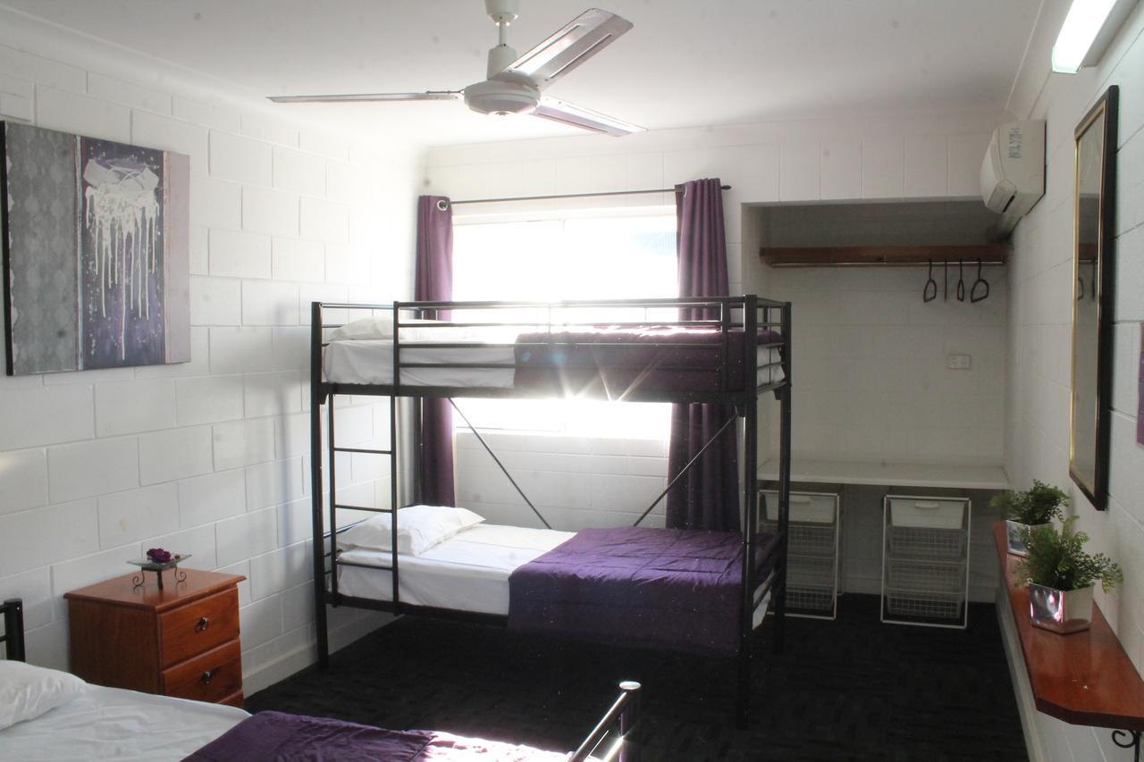 Foreign Exchange Accommodation-Beachside Townsville Buitenkant foto