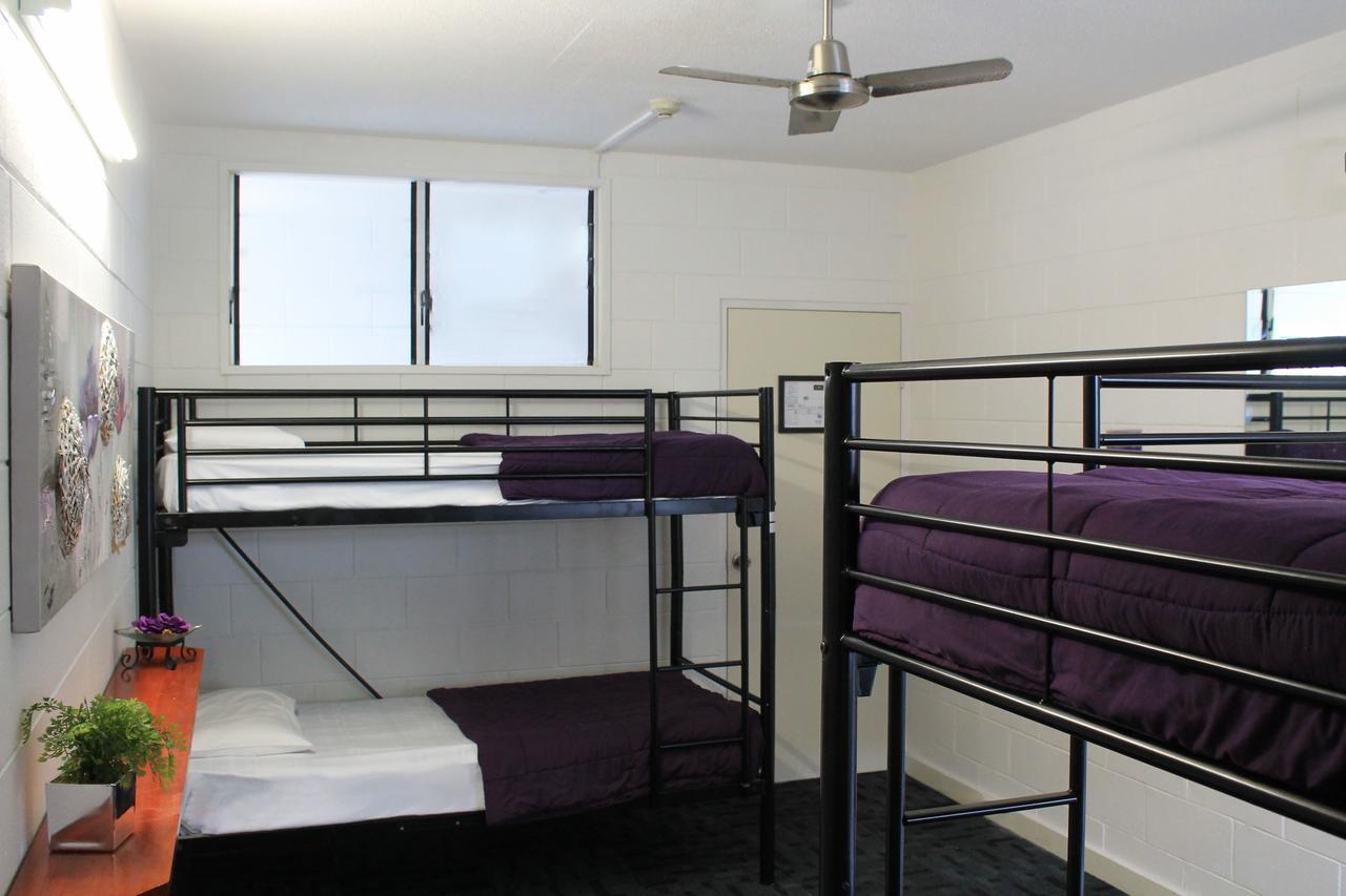 Foreign Exchange Accommodation-Beachside Townsville Buitenkant foto